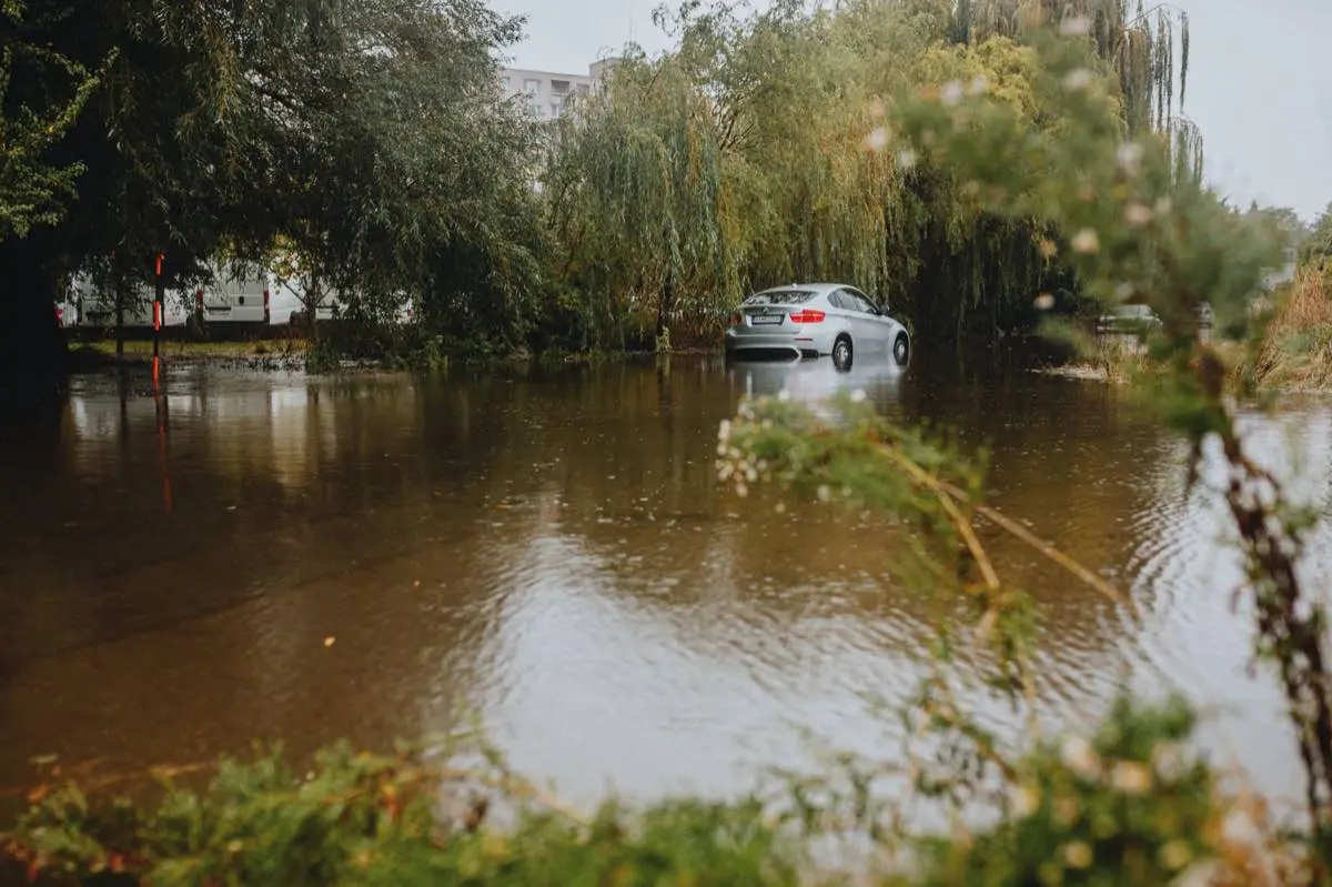 Burst Pipe & Supply Line Failures in West Palm Beach, FL